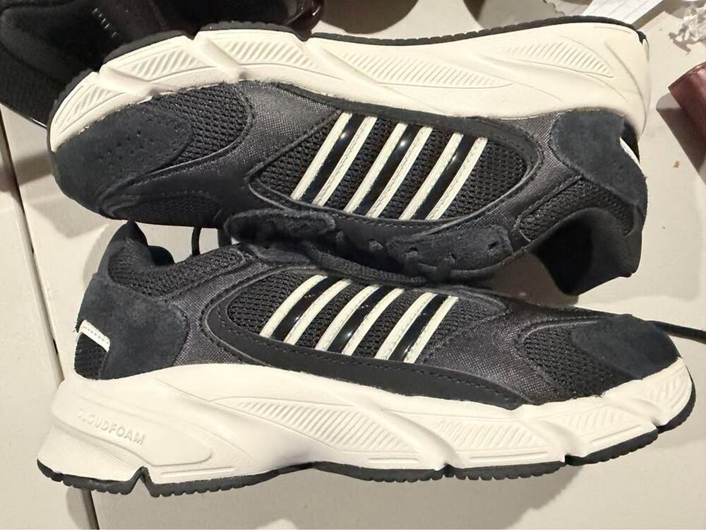 Adidas Crazychaos 2000 Shoes